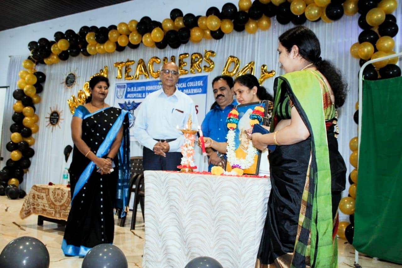 Dr. B.D. Jatti Homoeopathic Medical College, Hospital & Post Graduate Research Centre Dharwad Teachers Day Celebration photo 3